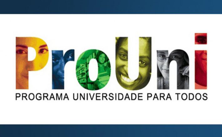 ProUni já tem mais de 300 mil inscritos; prazo encerra hoje