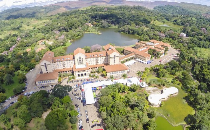 Com mais de 50 expositores, feira dá oportunidade de negócios em Araxá