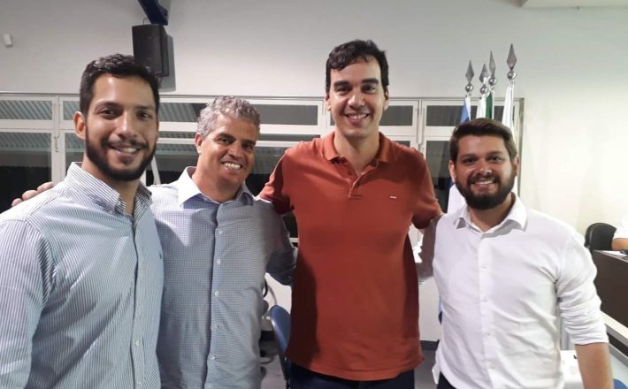 Palestra sobre CREA JR no UNIARAXÁ