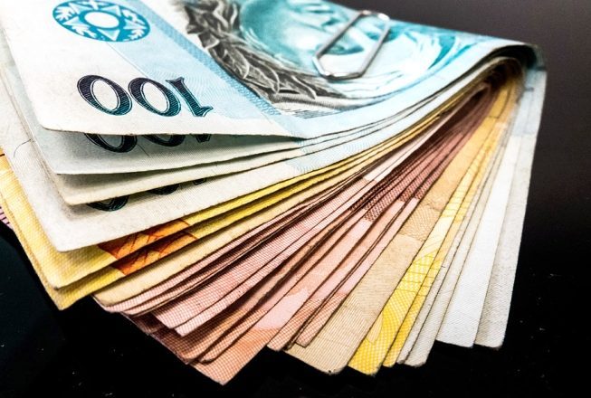 Novo prazo para 197 mil trabalhadores de Minas Gerais sacarem abono