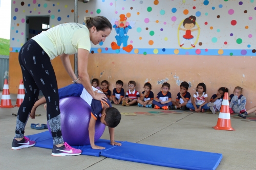 Prefeitura de Tapira adquire novos materiais esportivos para escolas