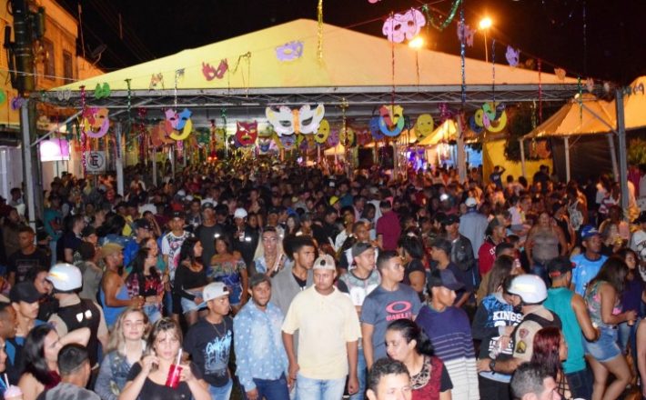 CARNAVAL DE RUA DE CAMPOS ALTOS 2019 O melhor carnaval de rua da região: com diversas atrações, grande estrutura e forte esquema de segurança