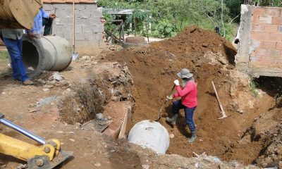 VÁRIAS OBRAS CONTINUAM A TODO VAPOR EM IBIÁ!!!