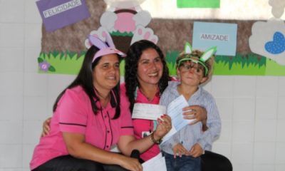 Alunos do CEMEI fazem doação ao Hospital de Amor