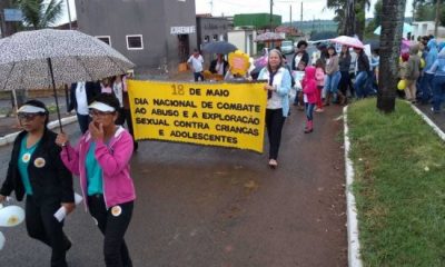 Prefeitura de Pedrinópolis realiza passeata contra abuso sexual