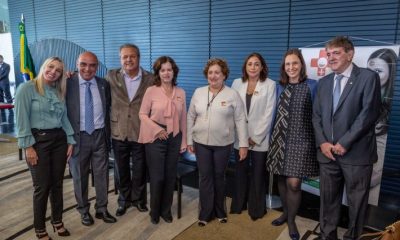 Prefeito Aracely de Paula se reúne com Ministro e participa de solenidade na Câmara Federal
