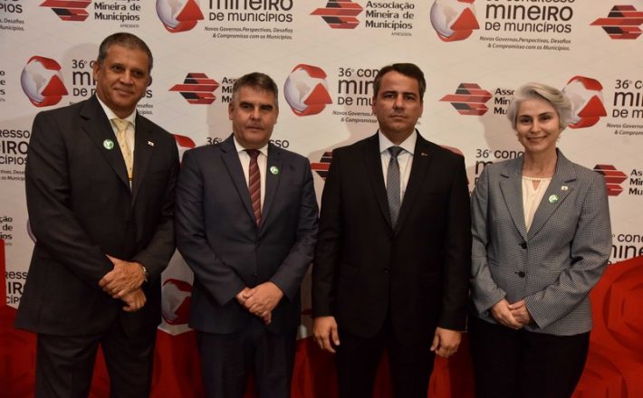 Paulo Brant participa de posse da AMM