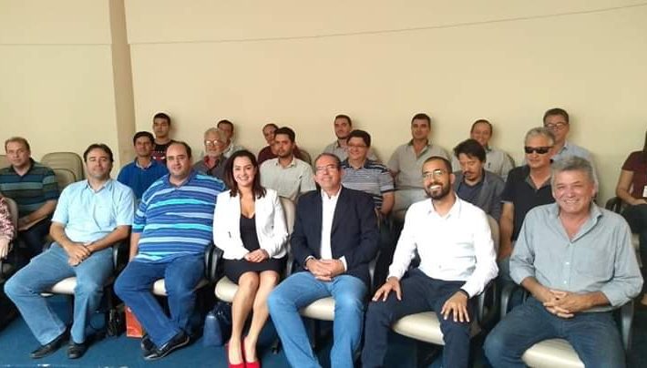 FEAM promove evento técnico sobre gestão de resíduos sólidos urbanos para AMPLA