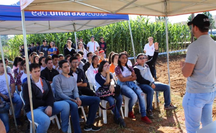 700 pessoas passam pelo VIII Encontro de Campo Universitário
