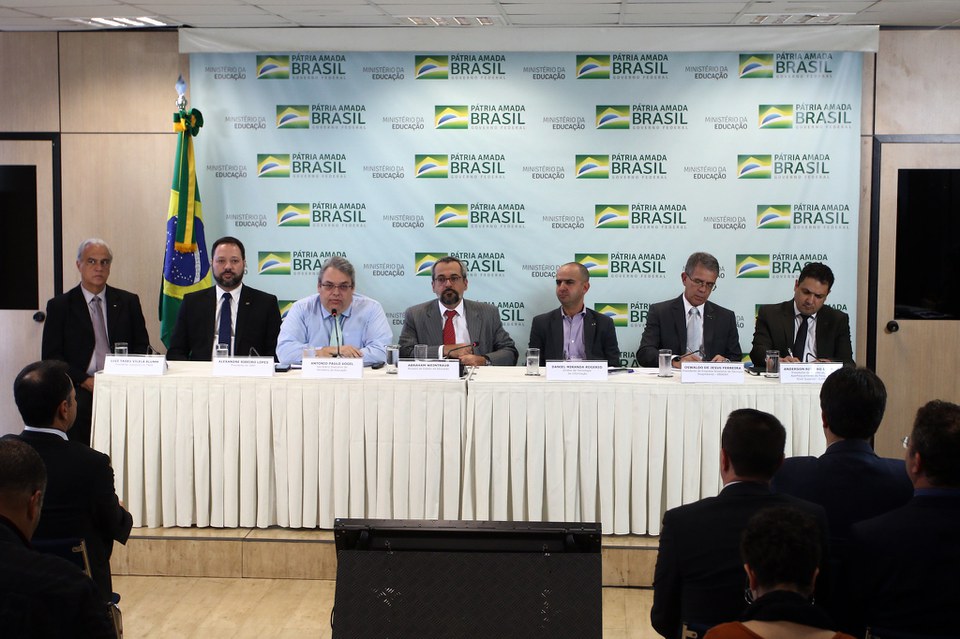 100% dos serviços do MEC serão digitais