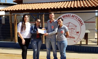 Produtores de queijo Minas artesanal comemoram selo que permite venda em todo o país