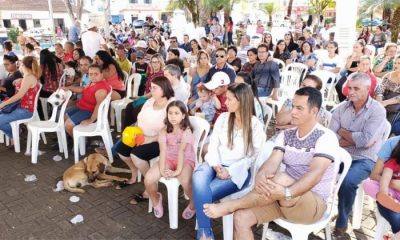Família na Praça reúne centenas de pessoas na Praça Governador Valadares em Perdizes.
