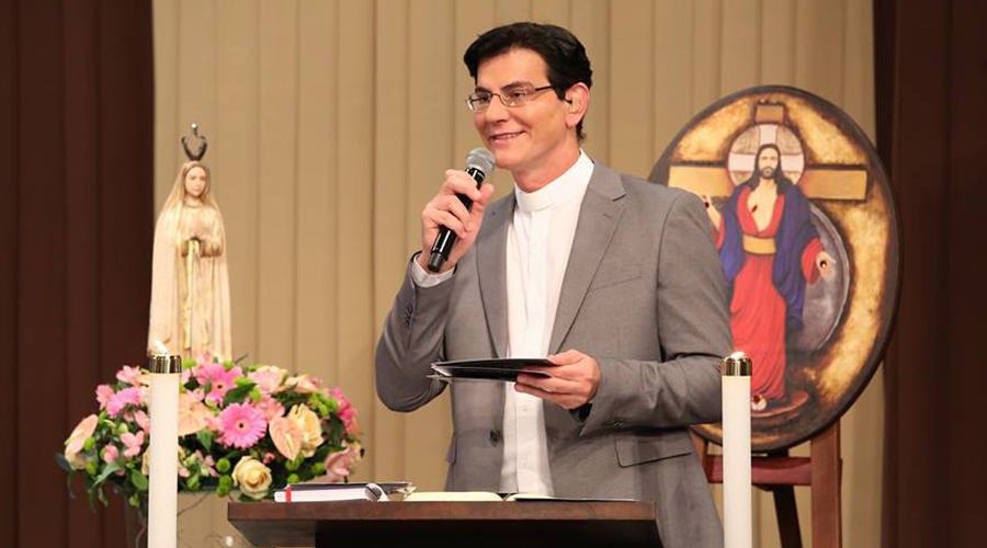 Padre Reginaldo Manzotti em Campos Altos?