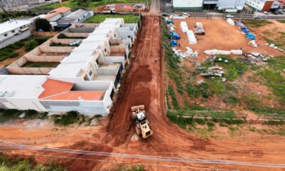 Obras de pavimentação avançam em ruas importantes de Campos Altos